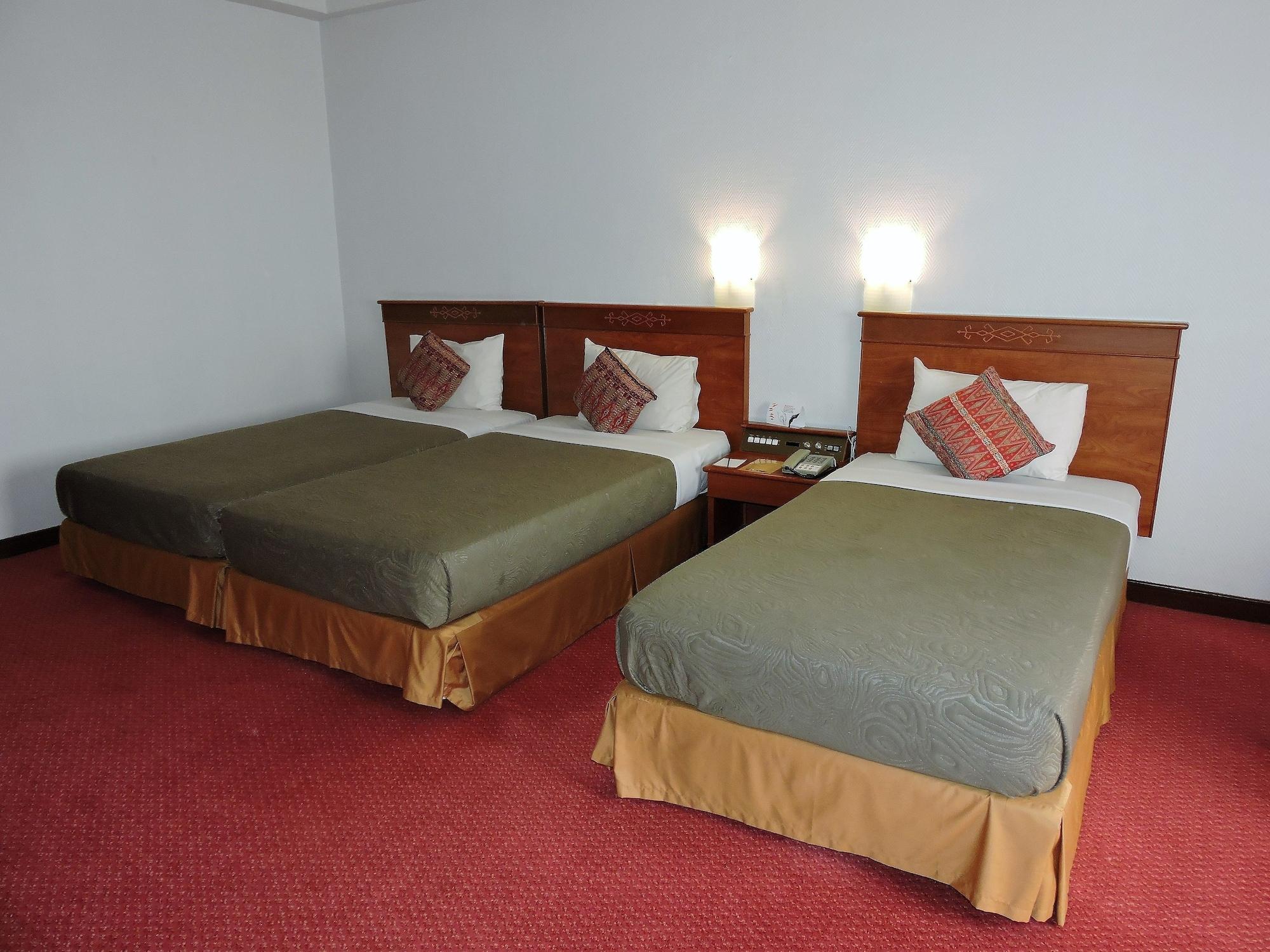 Hotel Grand Continental Kuching Exterior foto