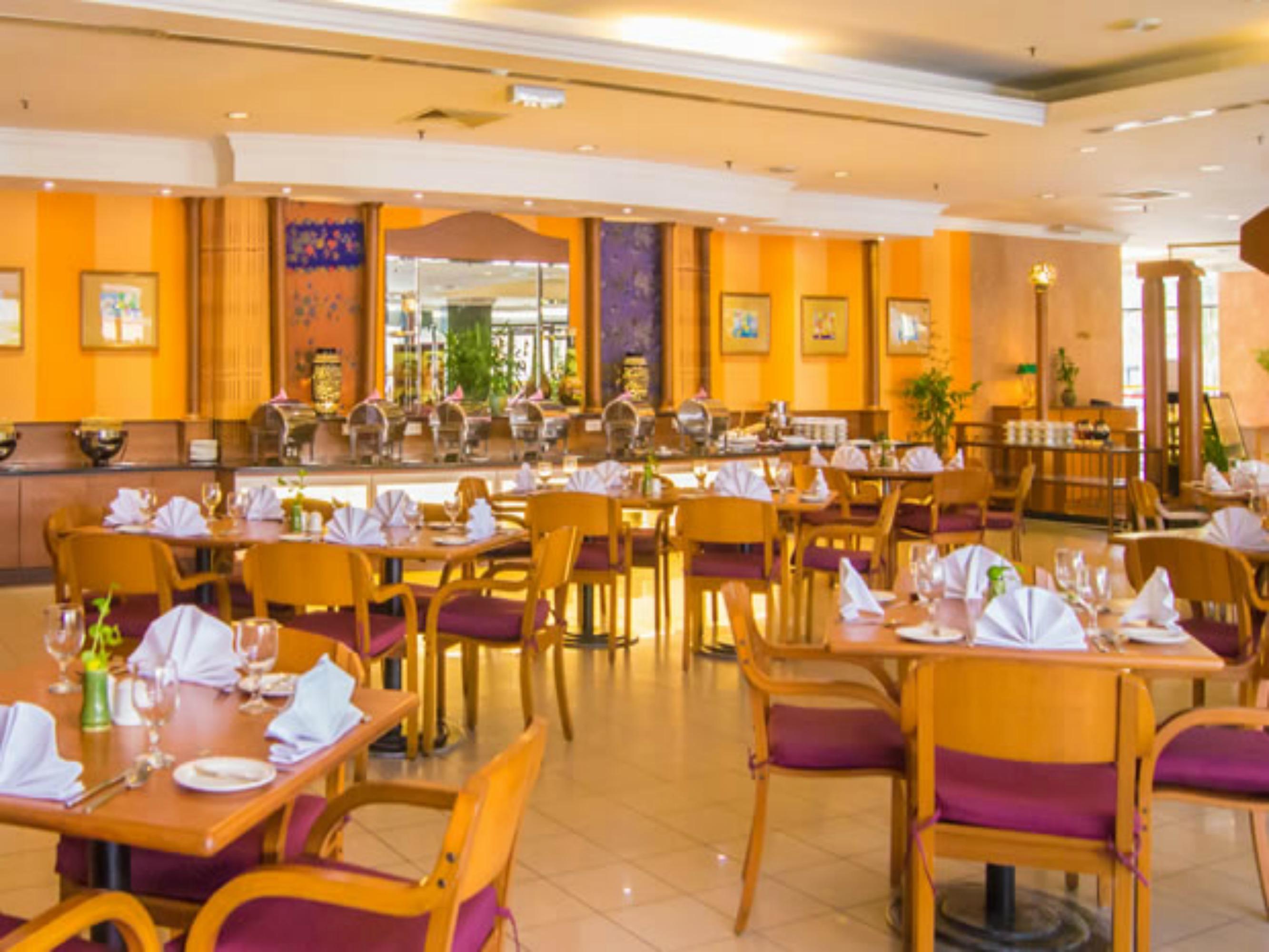 Hotel Grand Continental Kuching Exterior foto
